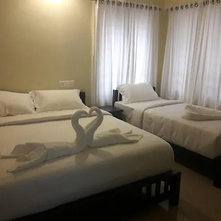 White Petals -3 Bhk Homestay Munnar - Available For Indian Nationals Only Exterior photo