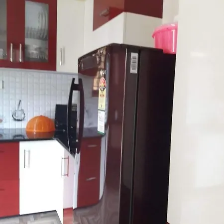 White Petals -3 Bhk Homestay Munnar - Available For Indian Nationals Only Exterior photo