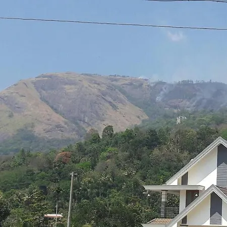 White Petals -3 Bhk Homestay Munnar - Available For Indian Nationals Only Exterior photo