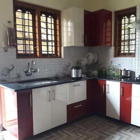 White Petals -3 Bhk Homestay Munnar - Available For Indian Nationals Only Exterior photo