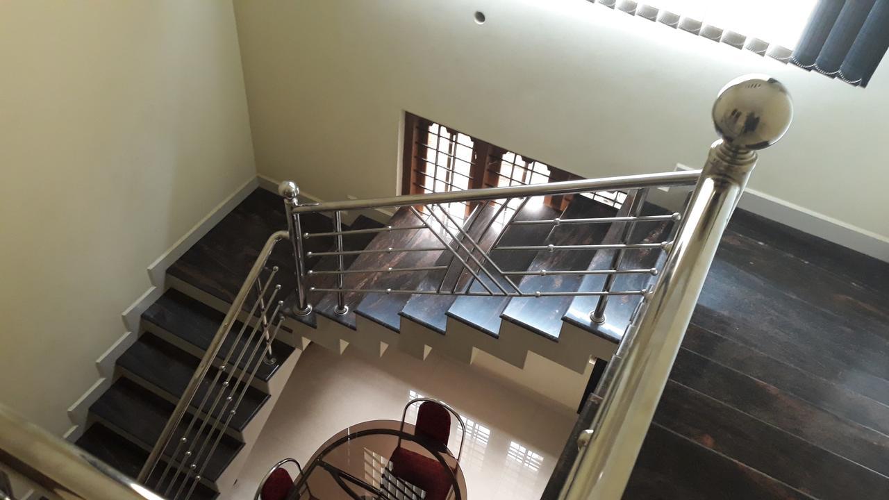 White Petals -3 Bhk - Available For Indian Nationals Only Munnar