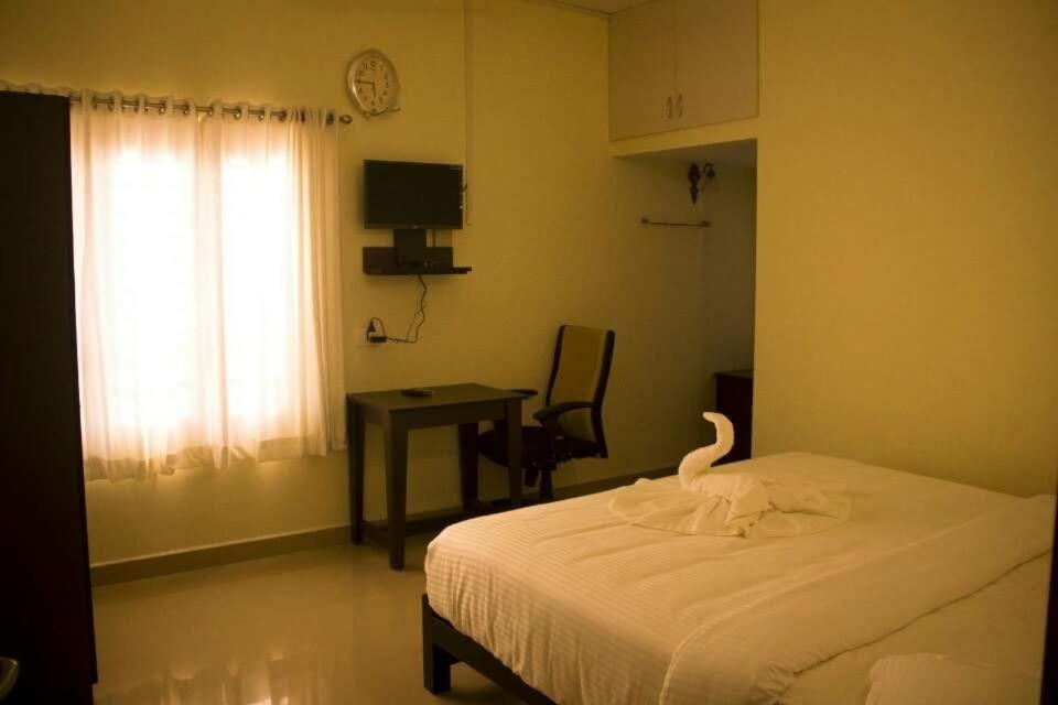 White Petals -3 Bhk - Available For Indian Nationals Only * Munnar